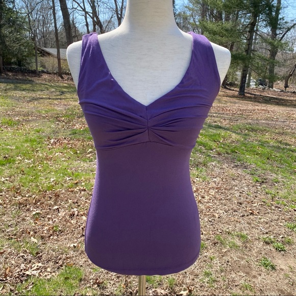 Boden Tops - BODEN TOP TANK PURPLE SLEEVELESS CINCHED BUST STRETCH V-NECK Size 2